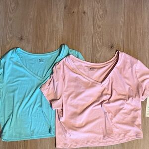No Boundaries V-Neck Crop Tops - Teal and Light Pink